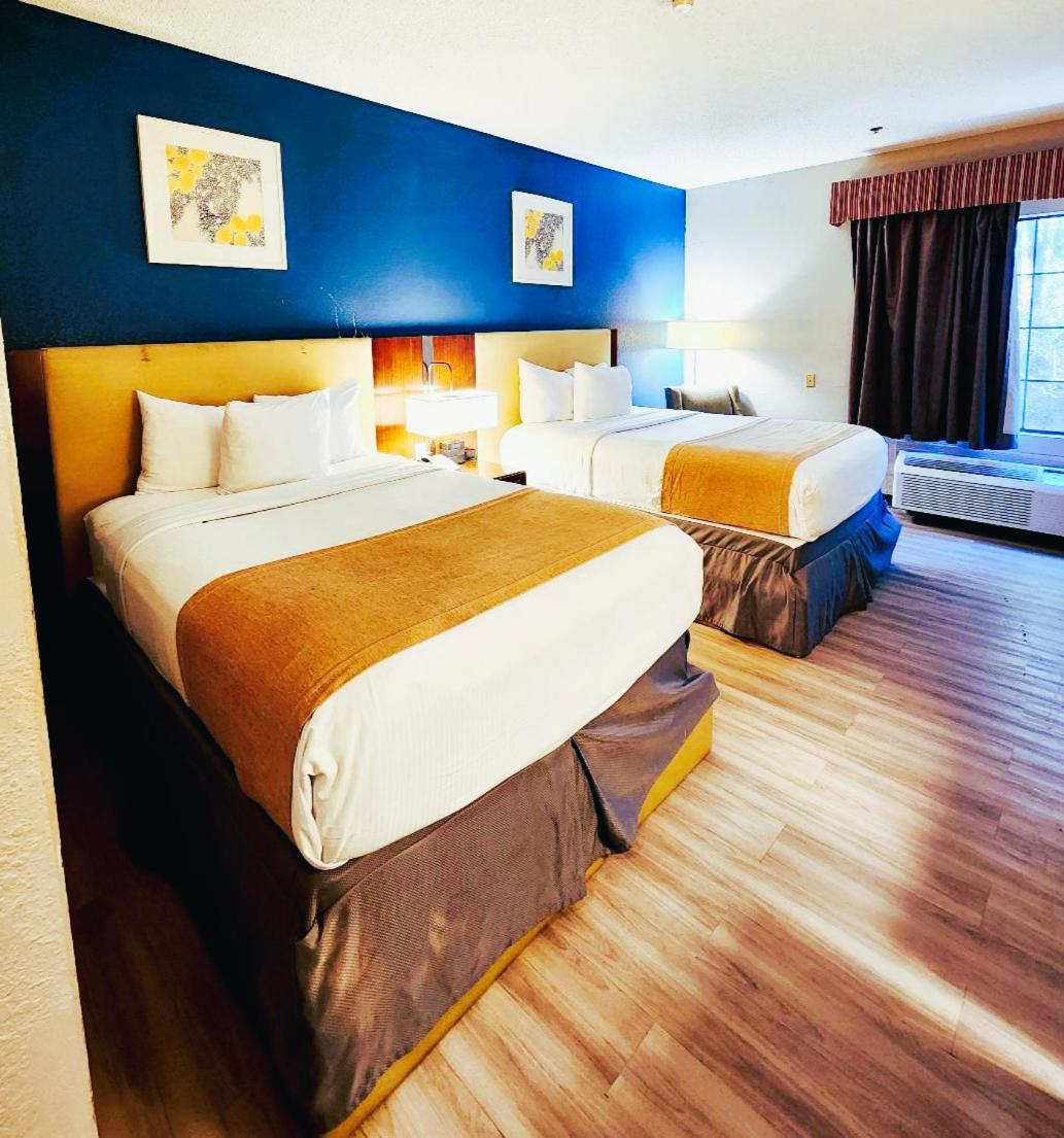Baymont By Wyndham Stewart Area 3*